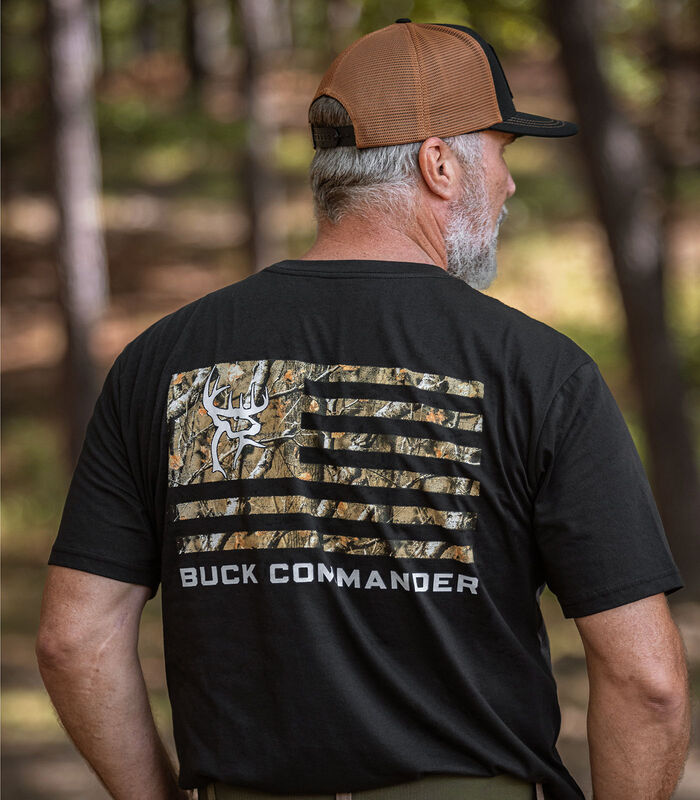 Men's Buck Commander Camo Filled Flag Short Sleeve T-Shirt image number 4