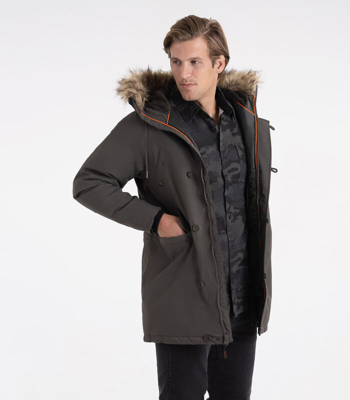 Legendary Outdoors Men's Snorkel Parka image number 3