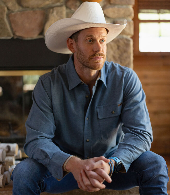 Men's Buck Camp Flannel Shirt image number 6