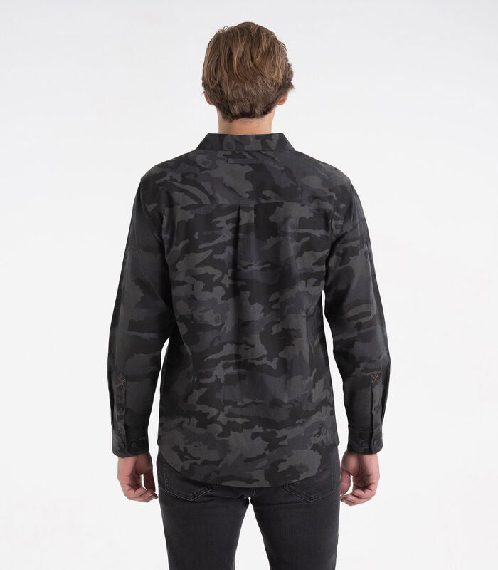 Men's Buck Camp Flannel Shirt image number 4
