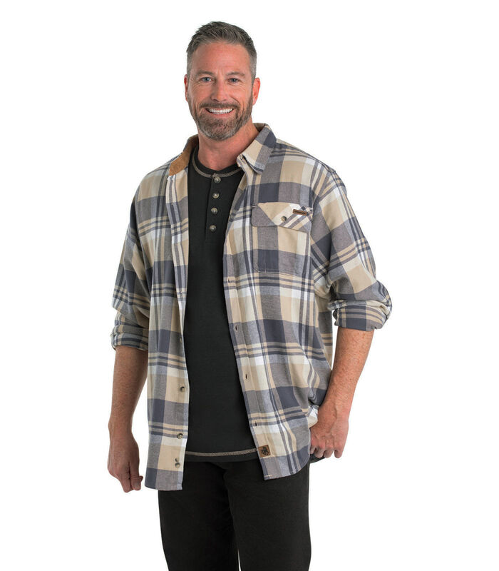 Men's Buck Camp Flannel Shirt image number 3