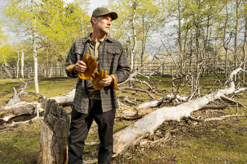 Men's Legendary Stretch Casual Flannel Shirt image number 2