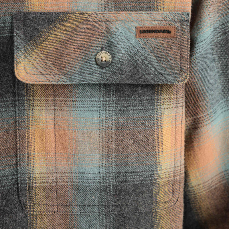 Men's Buck Camp Flannel Shirt image number 4