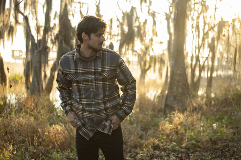 Men's Outdoors Performance Flannel Shirt image number 4