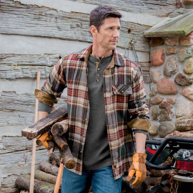 Men's Buck Camp Flannel Shirt image number 4