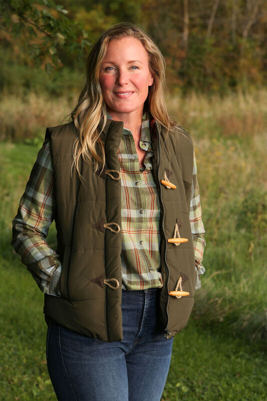 Women's Quilted Toggle Puffer Vest image number 2