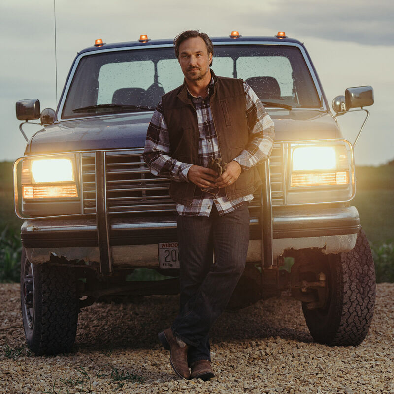 Men's Journeyman Flannel Lined Vest image number 2
