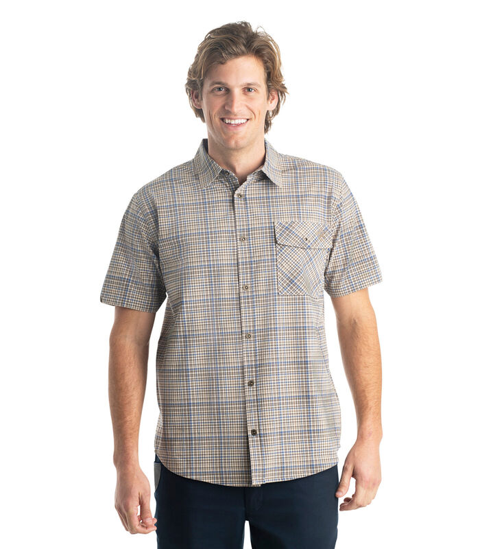 Men's Textured Stretch Woven Plaid Short Sleeve Shirt image number 3