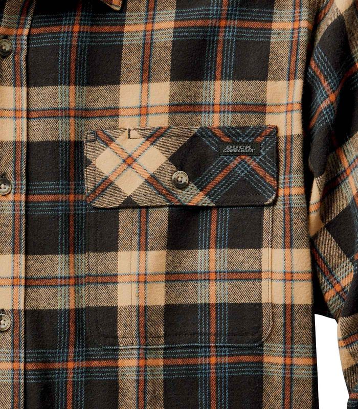 Men's Buck Commander Legacy Flannel Shirt image number 2