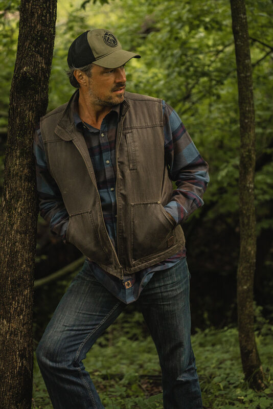 Men's Concealed Carry Journeyman Flannel Lined Vest image number 2