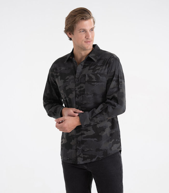 Men's Buck Camp Flannel Shirt image number 4