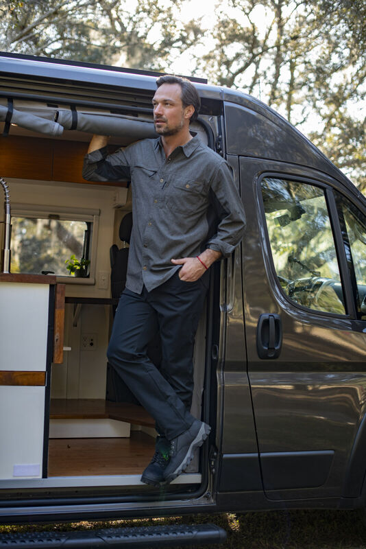 Men's Comfortable Stretch Canvas Pants image number 3