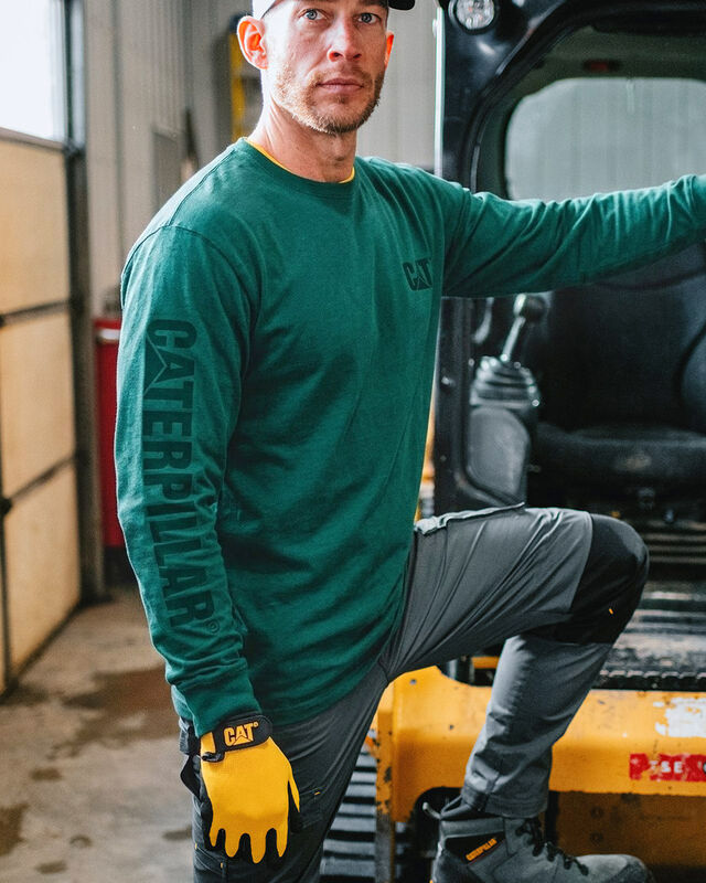 Men's Trademark Banner Long Sleeve T-Shirt
 image number 2