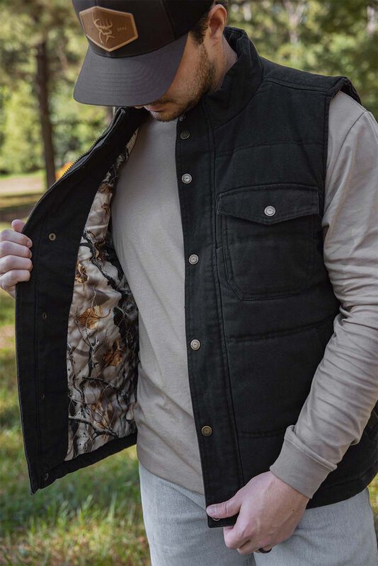 Men's Buck Commander Cabin Creek Quilted Canvas Vest image number 4