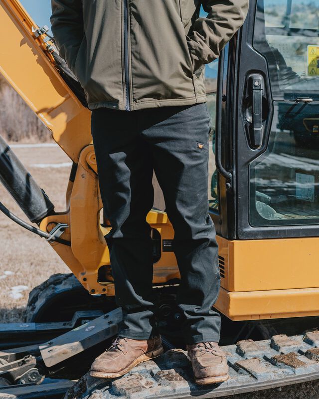 Men's Stretch Canvas Straight Fit Utility Pant image number 2
