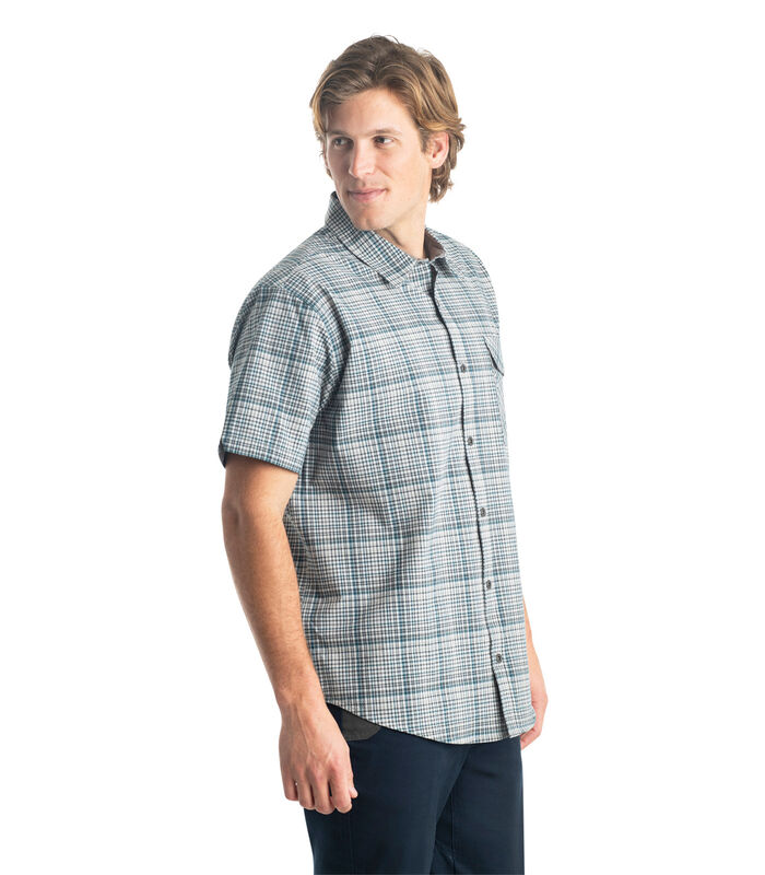 Men's Textured Stretch Woven Plaid Short Sleeve Shirt image number 3