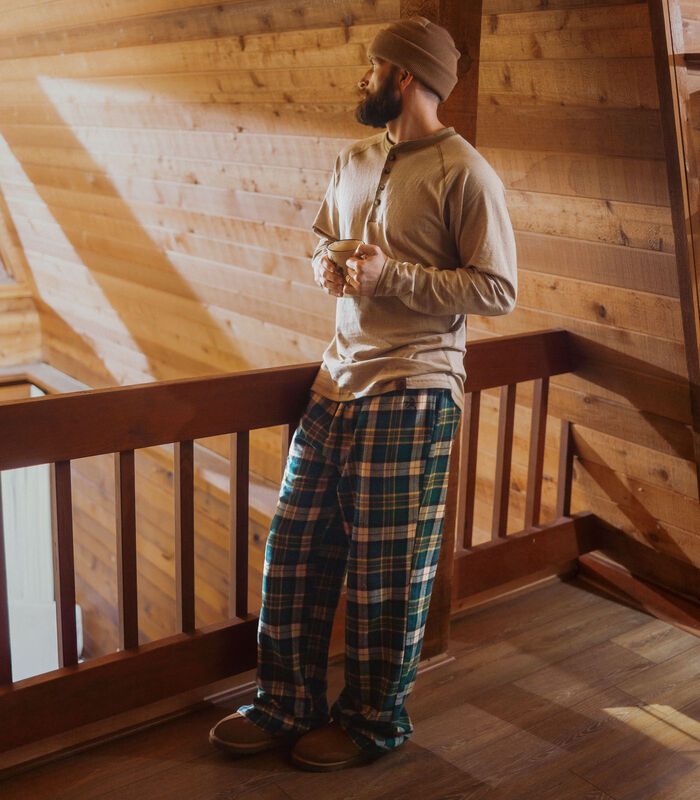 Men&rsquo;s Flannel Plaid Sleep Pants image number 6