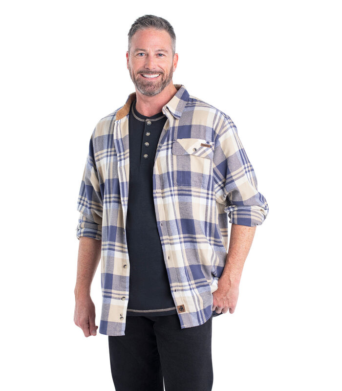 Men's Buck Camp Flannel Shirt image number 3