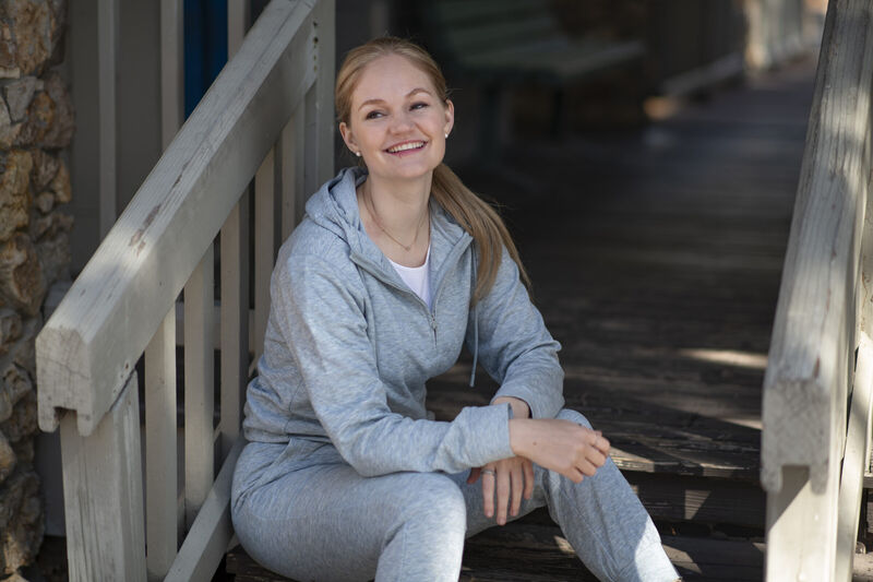 Women's 1/2 Zip Performance Quilted Comfort Hoodie image number 5