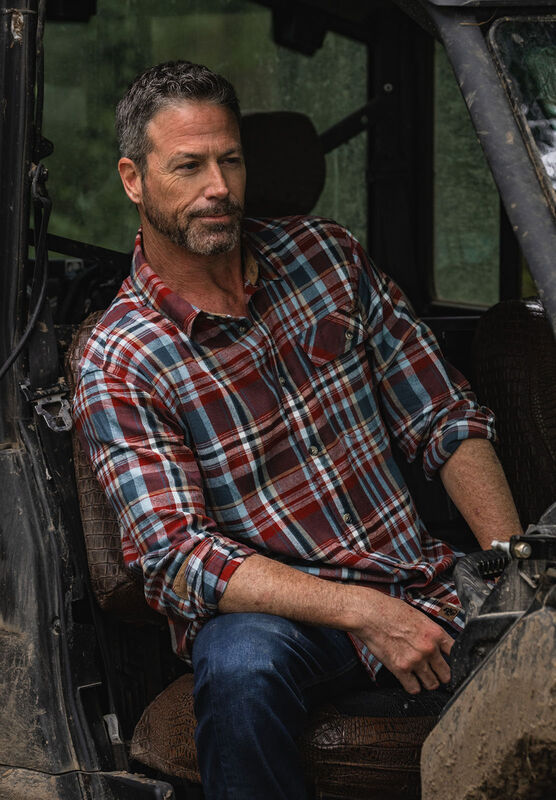 Men's Buck Camp Flannel Shirt image number 2