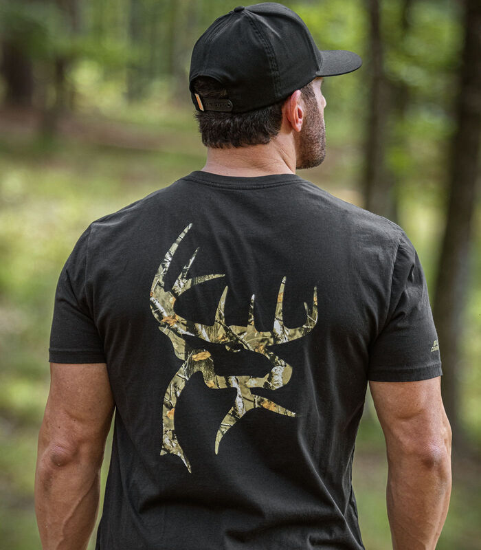 Men's Buck Commander Camo Filled Buck Short Sleeve T-Shirt image number 4