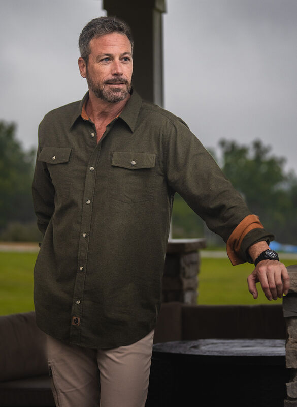 Men's Legendary Stretch Flannel Shirt Solid Heather image number 2
