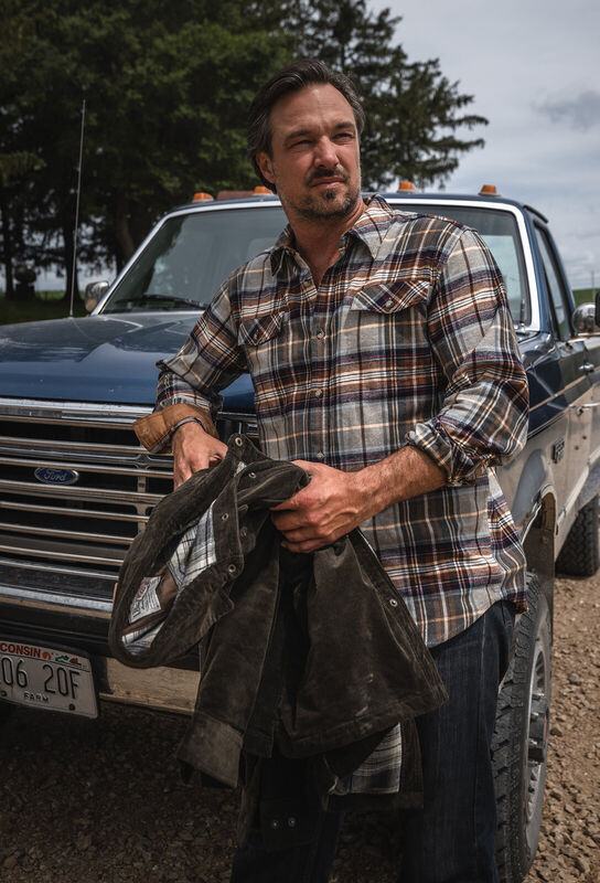 Men's Legendary Stretch Casual Flannel Shirt image number 2