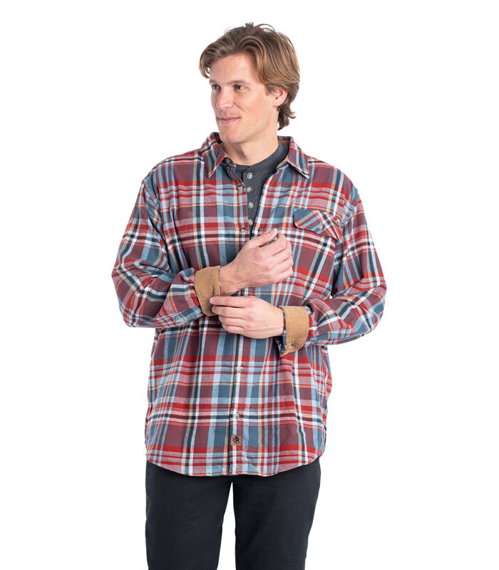 Men's Buck Camp Flannel Shirt image number 3