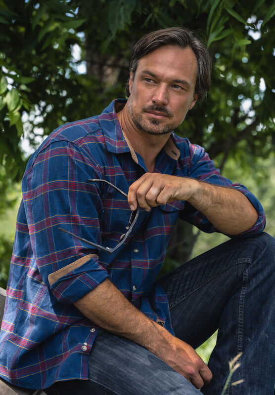 Men's Buck Camp Flannel Shirt image number 2