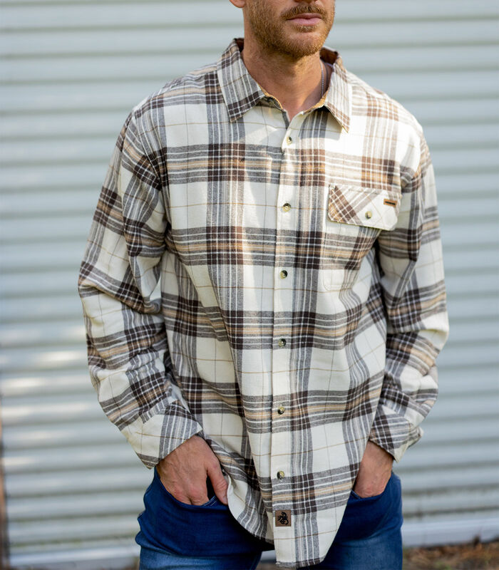 Men's Buck Camp Flannel Shirt image number 2