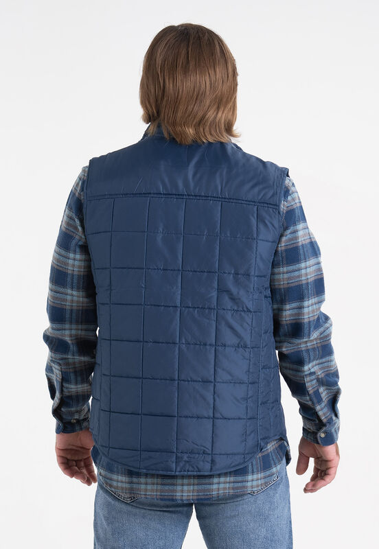 Legendary Outdoors Men's Performance Quilted Vest image number 3