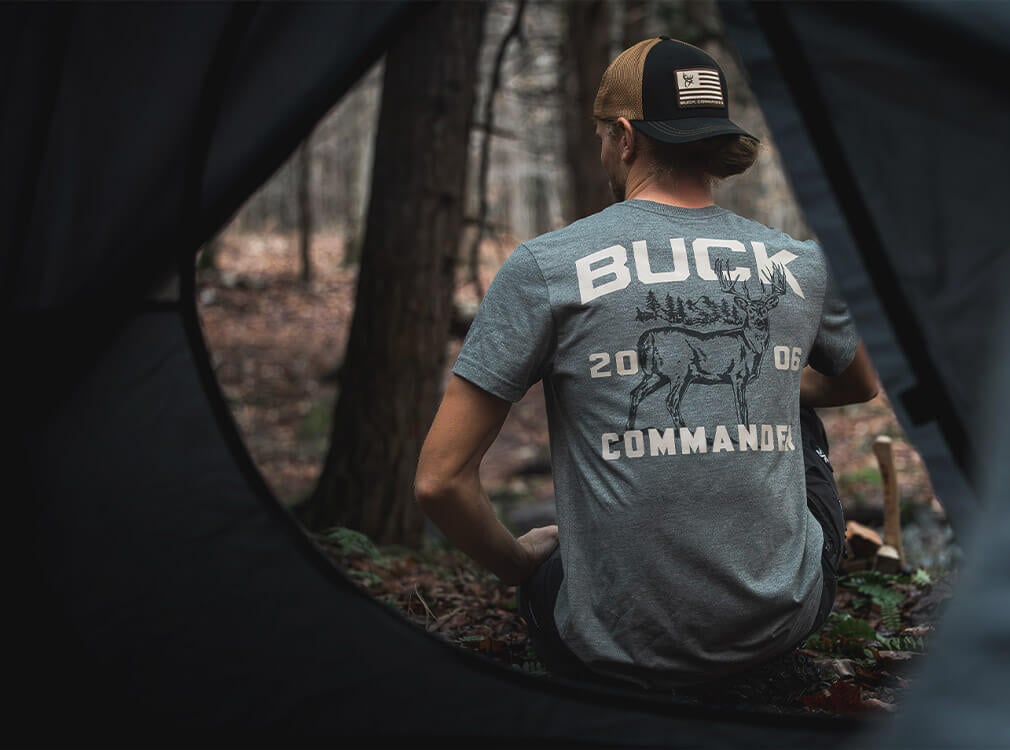 Men's Buck Commander Mountain Buck 2006 Short Sleeve T-Shirt
