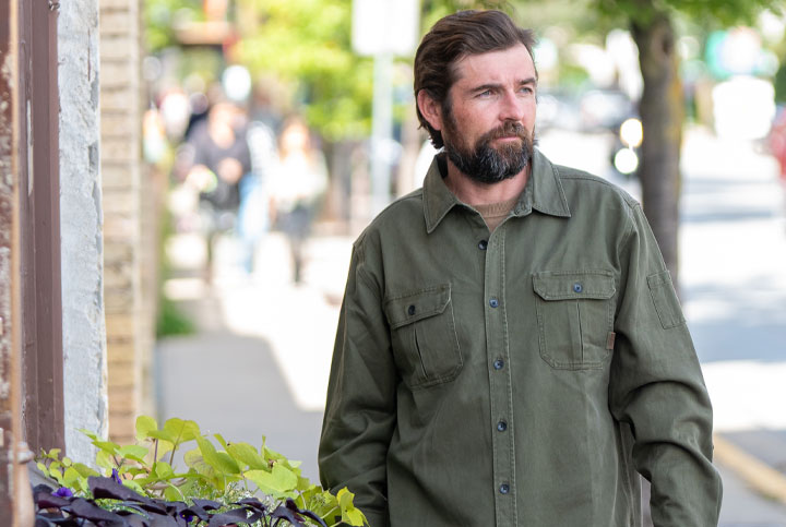Relaxed Fit Men's Tough As Buck Showdown Twill Shirt
