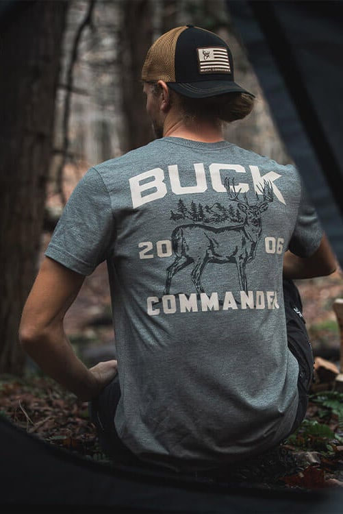 Men's Buck Commander Mountain Buck 2006 Short Sleeve T-Shirt
