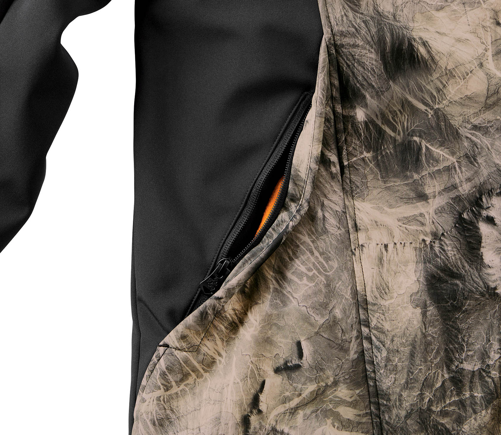 Shop Men s Concealed Carry Mossy Oak Camo Softshell Jacket